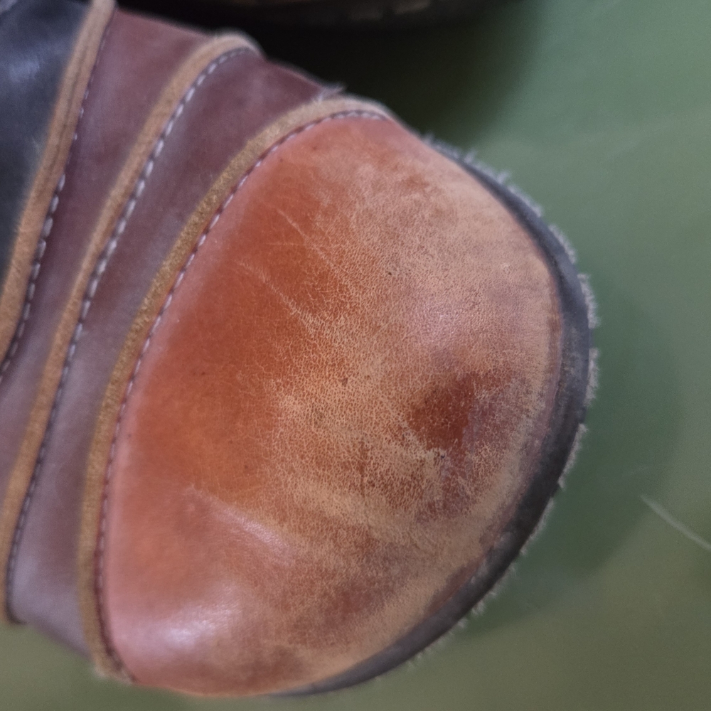 Colorful Leather Clogs - Picture 4 of 6
